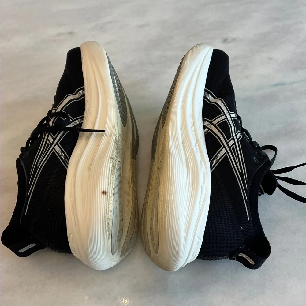 Asics Gel Nimbus 27 1011B958 Black White Running Shoes Men's 11 - Picture 5 of 10